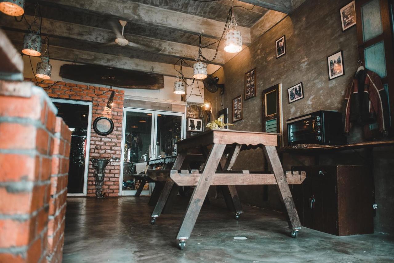 Motodorm Langkawi Hostel Kuah Luaran gambar