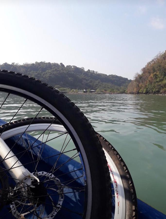Motodorm Langkawi Hostel Kuah Luaran gambar